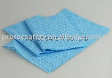 Spun-laced cleaning wipe