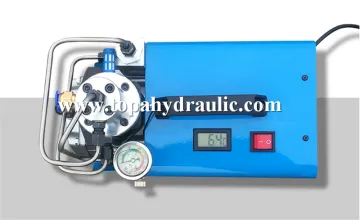 Electric portable 4500 psi air compressor