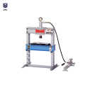 Hand press hydraulic puncher