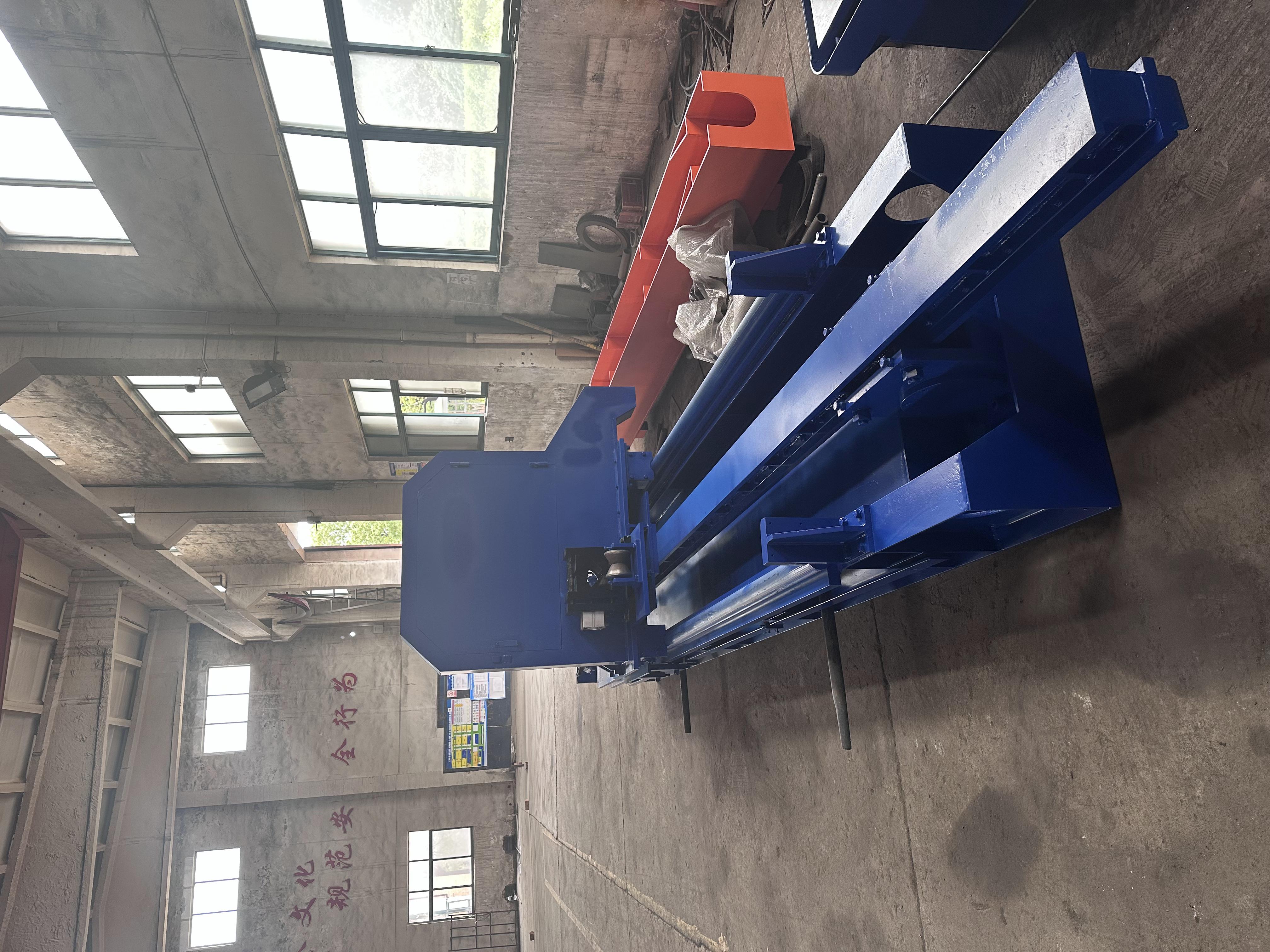 Flying Saw