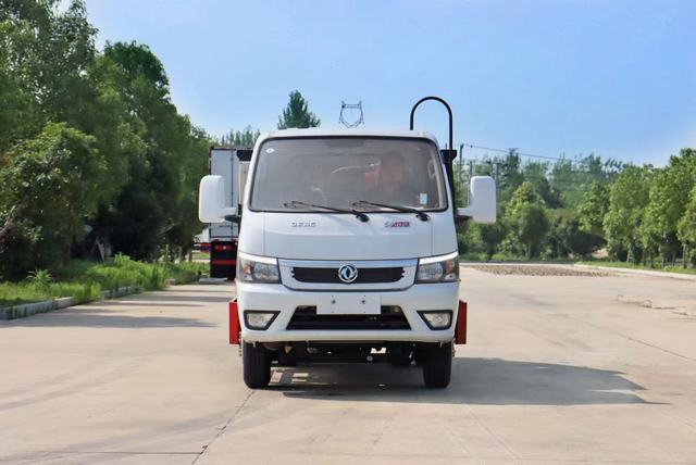 Dongfeng Hot Sale Truck Small Garbage