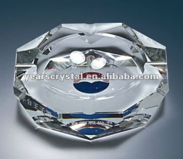 round crystal ashtray smoking with engraved logo color (R-0999