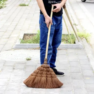 Spazzatrice per erba naturale con setole morbide per scopa di palma fatta a mano