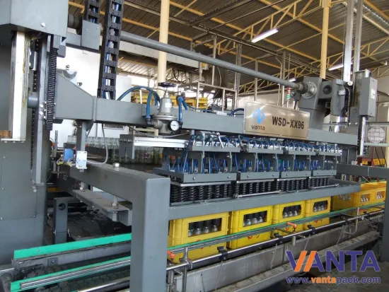 Case Unpacker Machine , Cola Recyle Glass Bottle Loading Machine Decrator