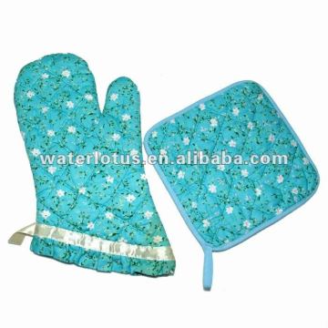 printed 100 cotton oven mitt and square pot holder