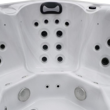 7-8 Person whirlpool backyard hot tub