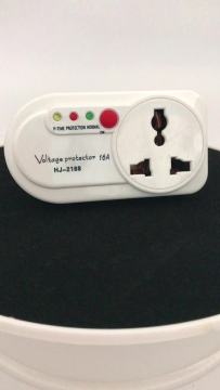 Household Smart 5A-15A Voltage Protector