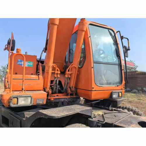 Escavadeira de rodas Doosan 210-7 original