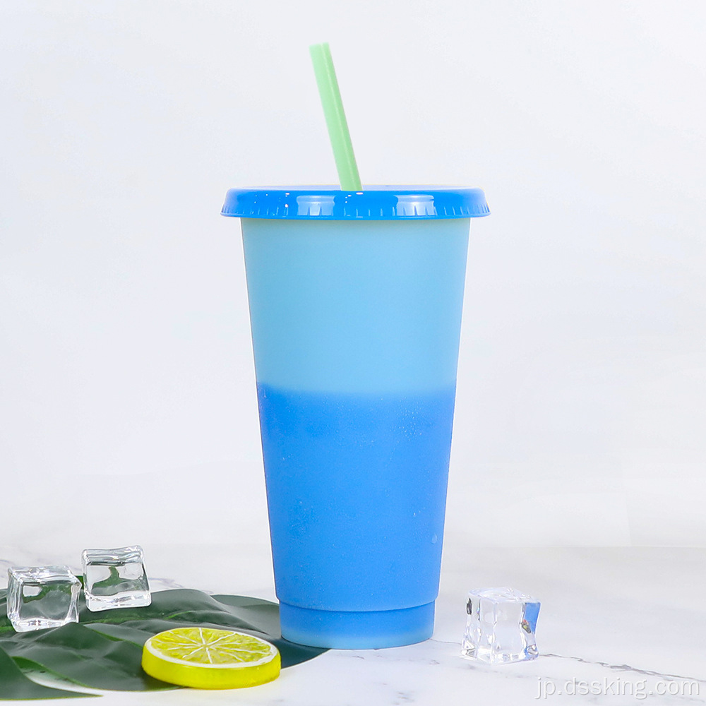 カスタムカラーカップ再利用可能なプラスチック製のスキニータンブラープラスチックカップストローと
