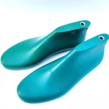 High Quality Plastic 8132 Model Shoe Last for Men - Hot Sales in Sports Shoe Lasts