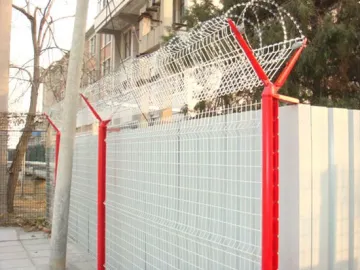 Folding Fence (Wire Mesh Fence with V-folds)
