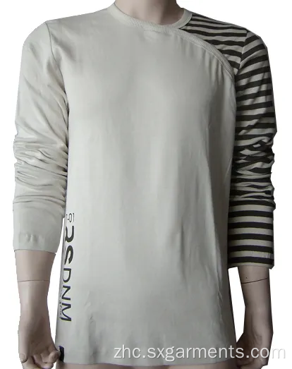 圆颈印刷T恤。 Emb。 T恤。