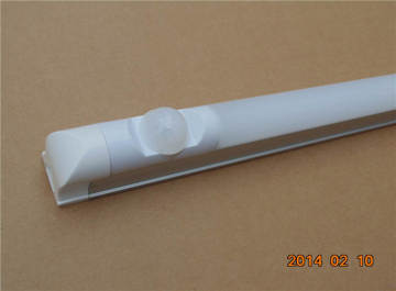 T8 LED TUBE With infrarde sensor