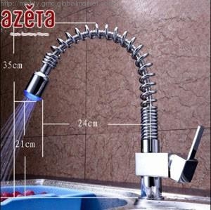 Single Handle Pull Out Spray Kitchen Faucet
