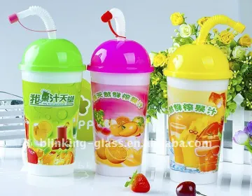 Plastic cup with straw - 650ml