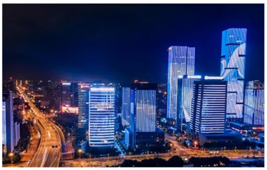 LED linear light with high color saturation