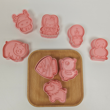 8 Piece 3D Plastic Cookie Cutter Set - Decorations & Embossing Biscuit Stamp