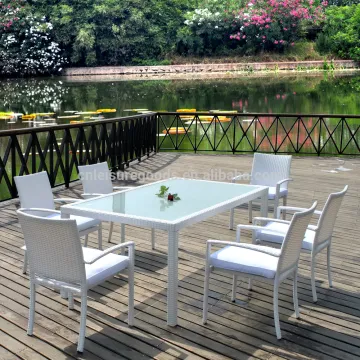 outdoor furniture rattan dining table and chairs