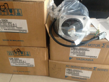Yaskawa SGDM-08ADA SGMAH-08AAA41 NEW