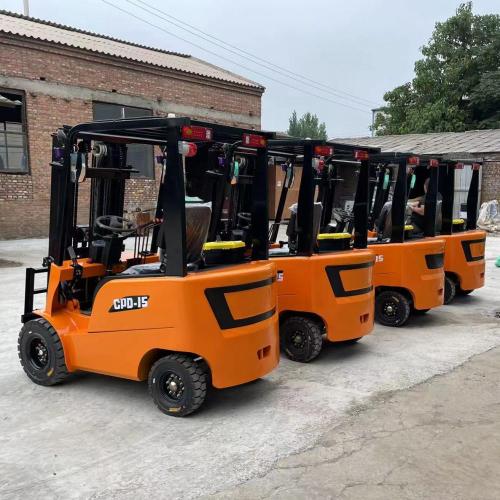 Ultra-long battery life electric forklift