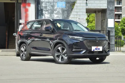 Changan AR Automobile 1.5T 188PS 7-Seater SUV with AUTOHOLD - Changan X7 Plus