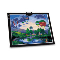 Suron Light Pad para artistas dibujando dibujo