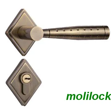 Handle Lock with Antique Brass Finish, Door Lock
