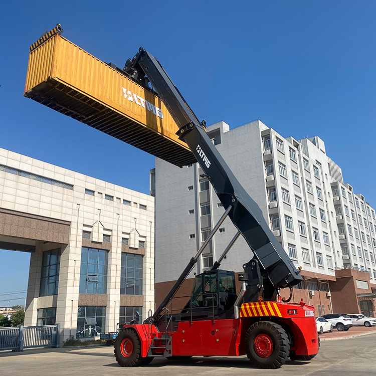 High-Quality 45Ton Chinese Brand Container Stacker Crane for Ports