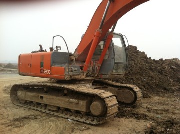 Used HITACHI EX200-5 Excavator