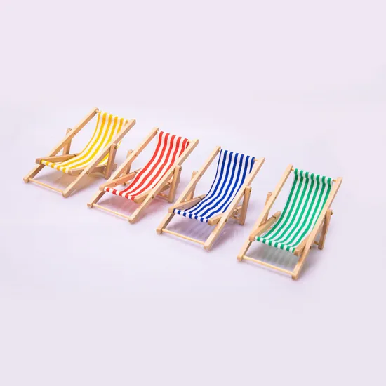 Wholesale Miniature Outdoor Furniture: Foldable Wooden Table and Beach Chair for Doll House