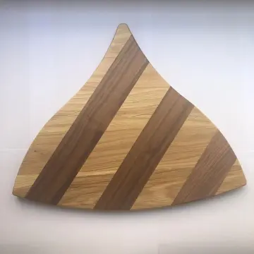 Fish shape oak wood cutting board