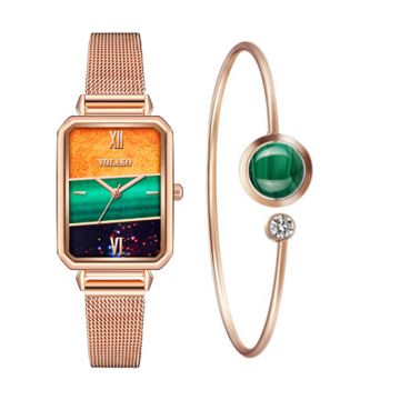 Wholesale Women's Diamond Inlaid Roman Style Quartz Watch Bracelet Set