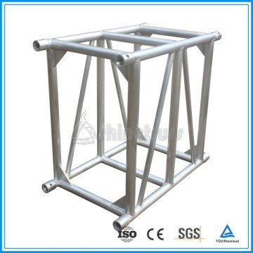 portable spigot truss lift tower truss