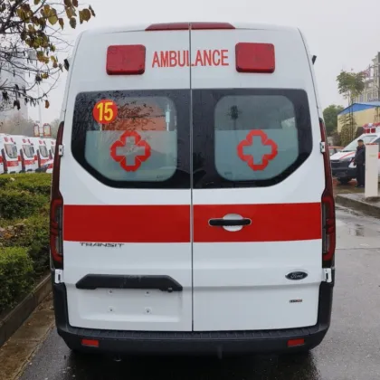 Jiangling Ford Intensive Care Ambulance