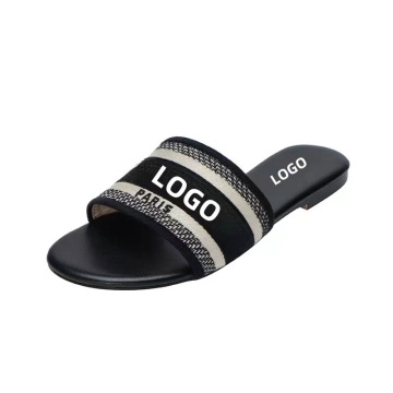 Slider piatti ricamato di lusso per donne - Fashion 2024 Summer Beach Sandals