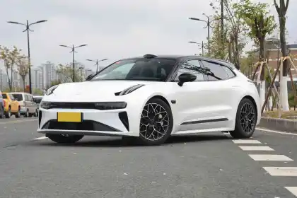 2024 Zeekr 001: 5-Seater Electric SUV with 700km Range