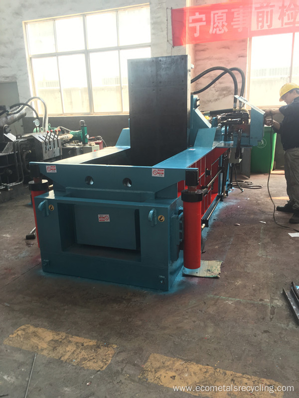 Hot-sale Forward-out Waste Metal Baler for Aluminum Cans