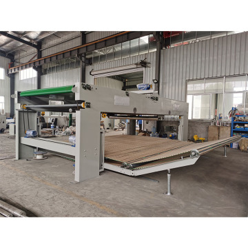 Hochwertige Polyester-Bettwäsche-Produktionslinie Nicht gewebter Wadding Cross Lucker Machine zum Fabrikpreis