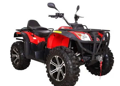 Suzuki Red Manned Gasoline Four Wheel Atv / Motorcycle 250cc