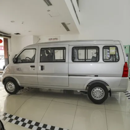 New General Motors Wuling Rongguang Mini Truck China Electric Freight Mini Van