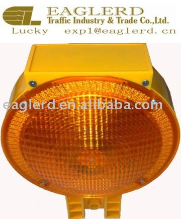 Solar traffic lamp