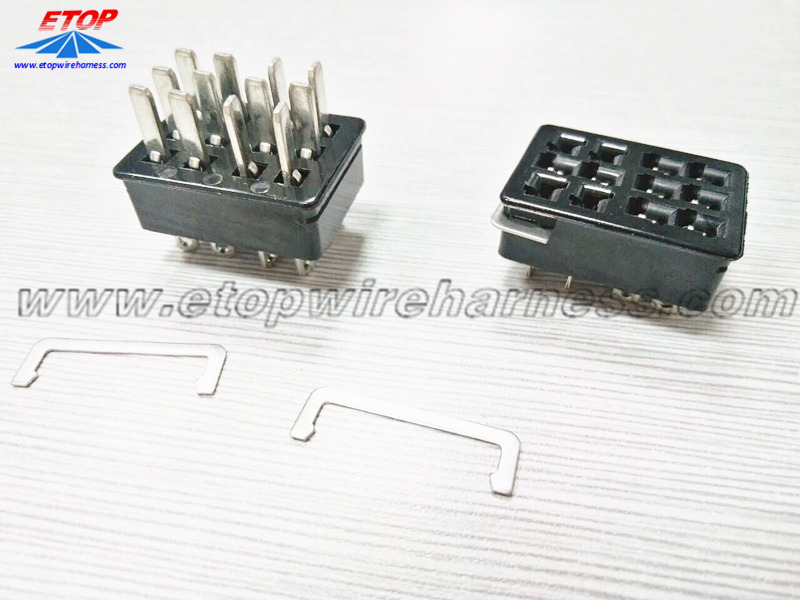 hopper power connector for gaming machine