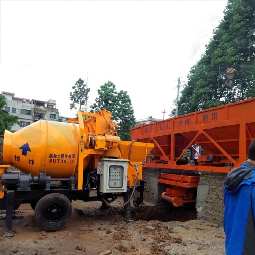 Capacidad de la bomba de hormigón por hora 60m2.