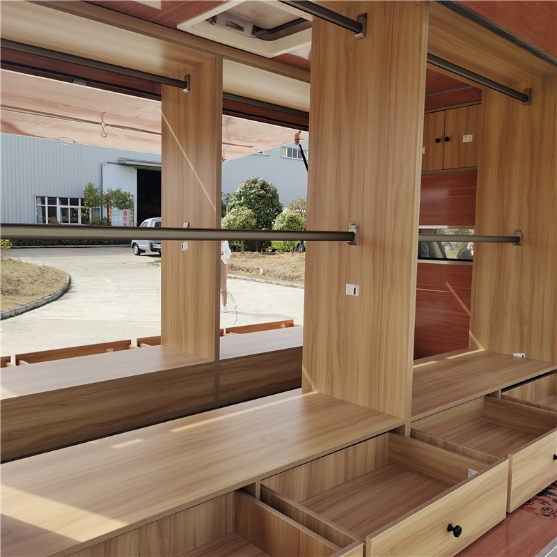Mobile fashion store