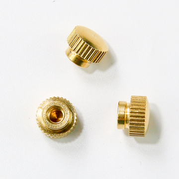 High-Quality Brass Hand-Tightened Nut Lamp Holder with Teeth for Decoration