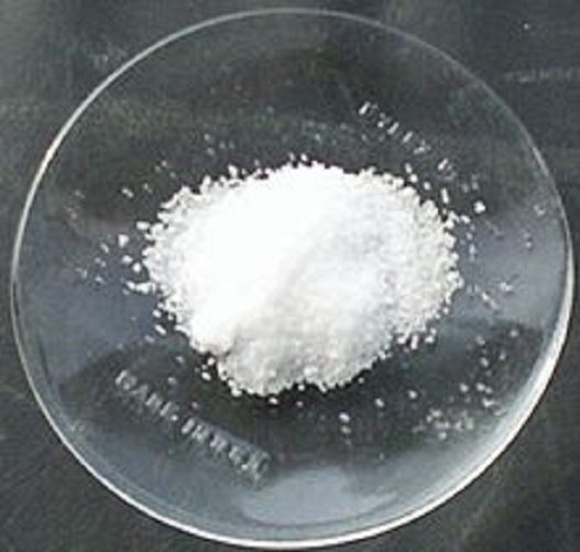 염화 리튬 산성 또는 염기성