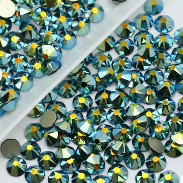 Sparkly WHATSTONE Rhinestones: 8 Big, 8 Small, 16 Cut Facets Emerald AB Flatback Non Hotfix Strass Glass for Wedding Attire and Fashion Accessories