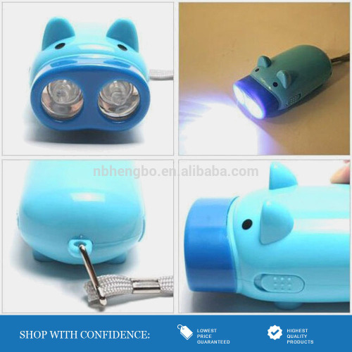 hot sale plastic cute pig dynamo torch light