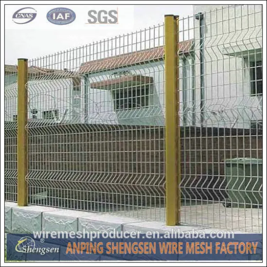 Anping hot sales 2x4 welded wire fence green vinyl coated welded wire mesh fence with low prices