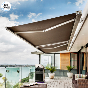 Luxury Outdoor Coffee Shop with Retractable Awning
